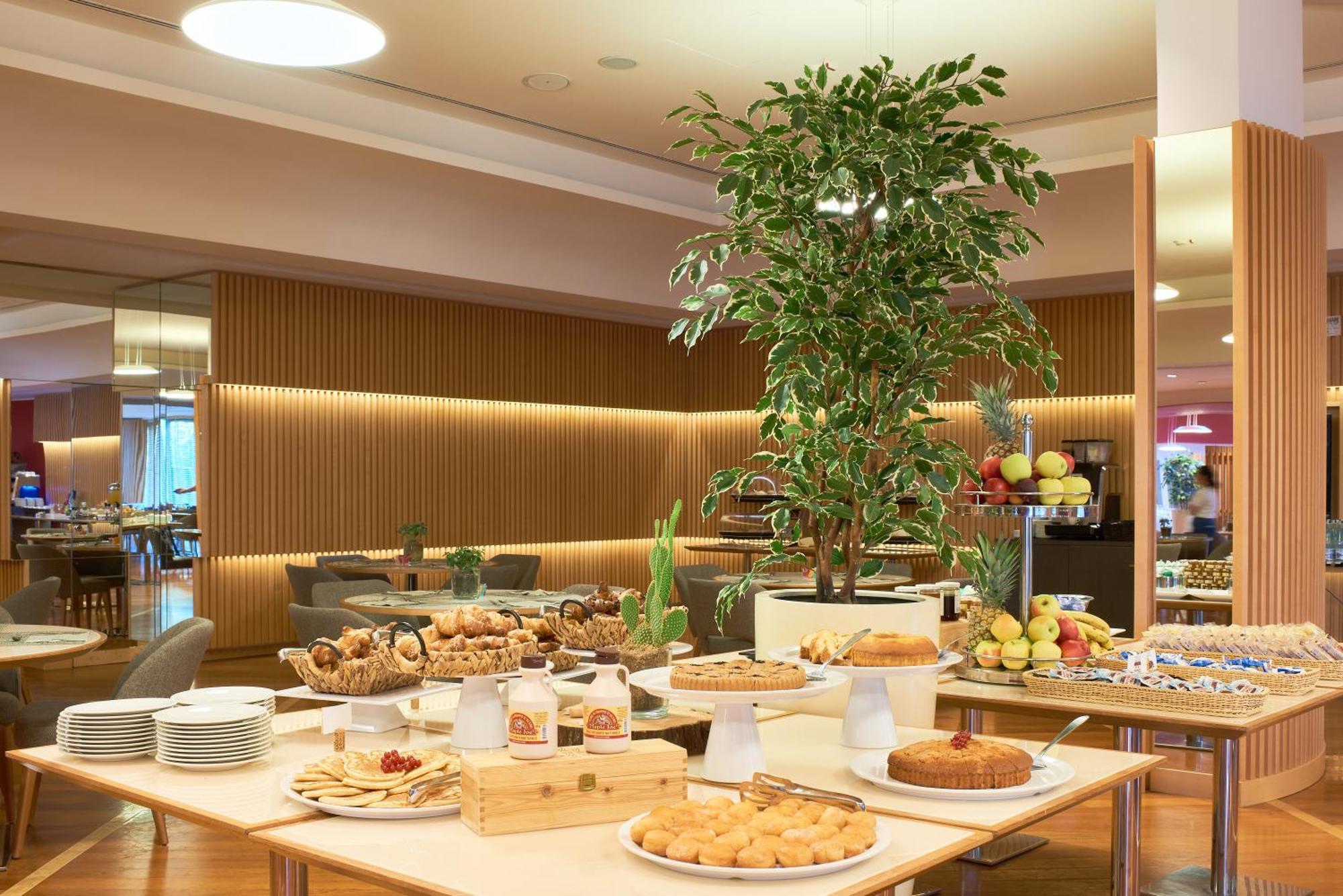 UNAHOTELS Varese Esterno foto
