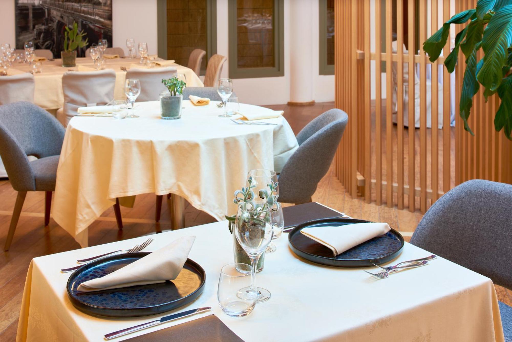 UNAHOTELS Varese Esterno foto