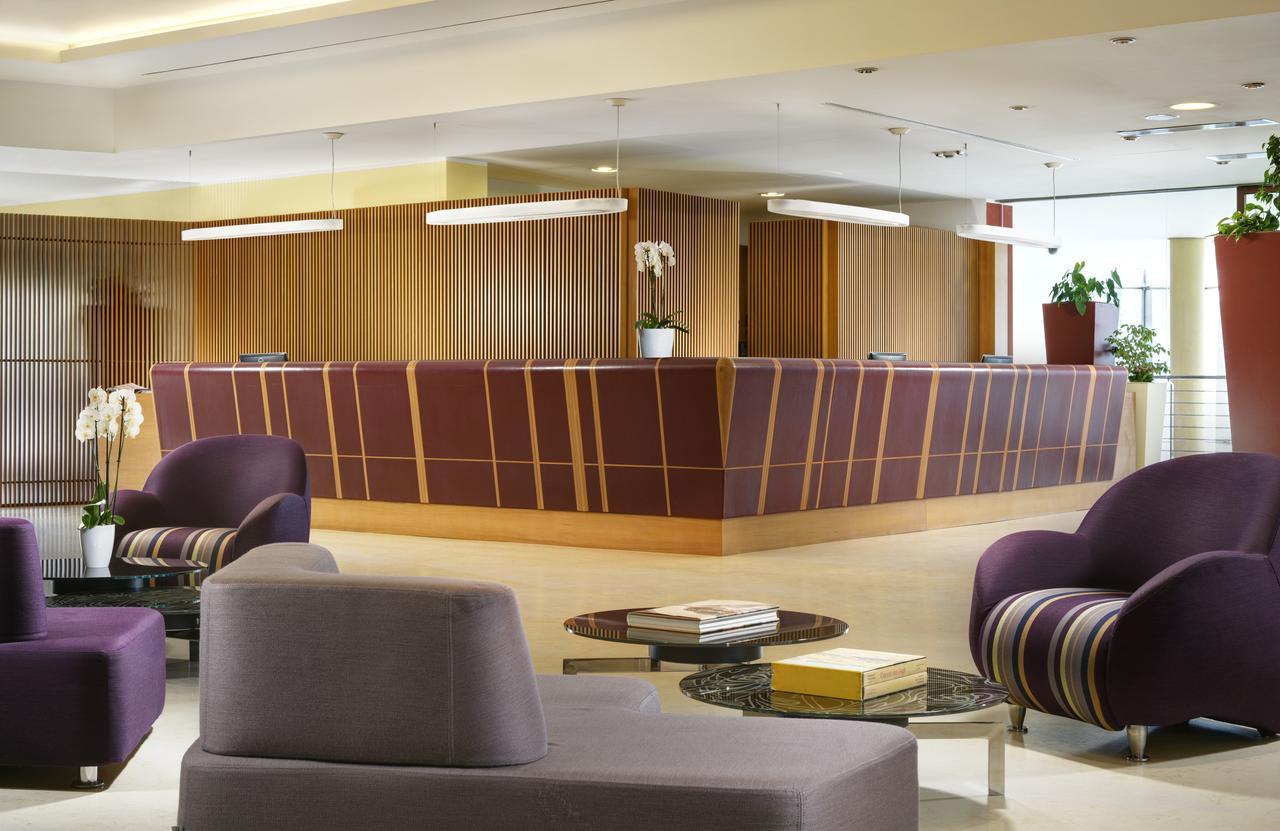 UNAHOTELS Varese Esterno foto