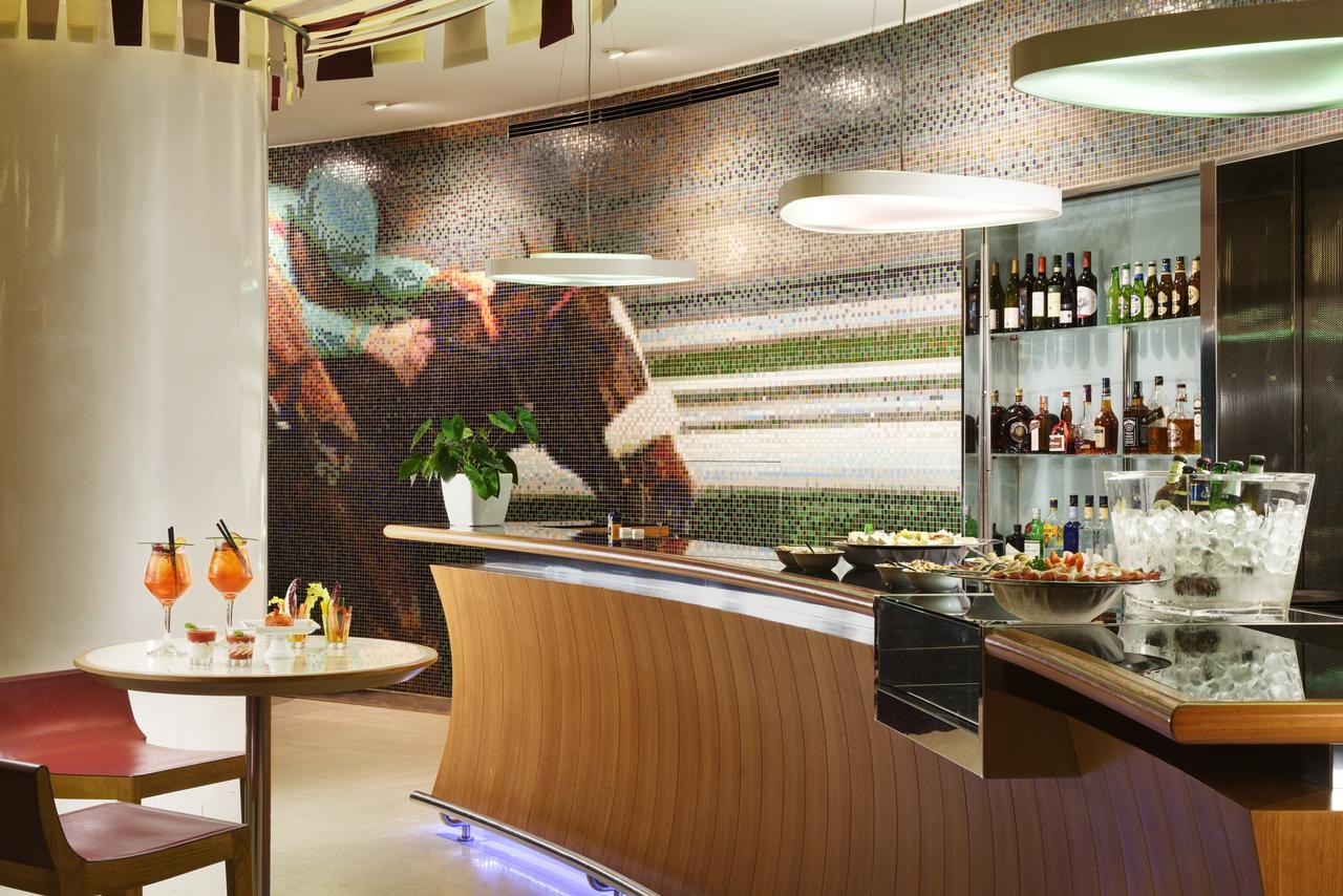 UNAHOTELS Varese Esterno foto