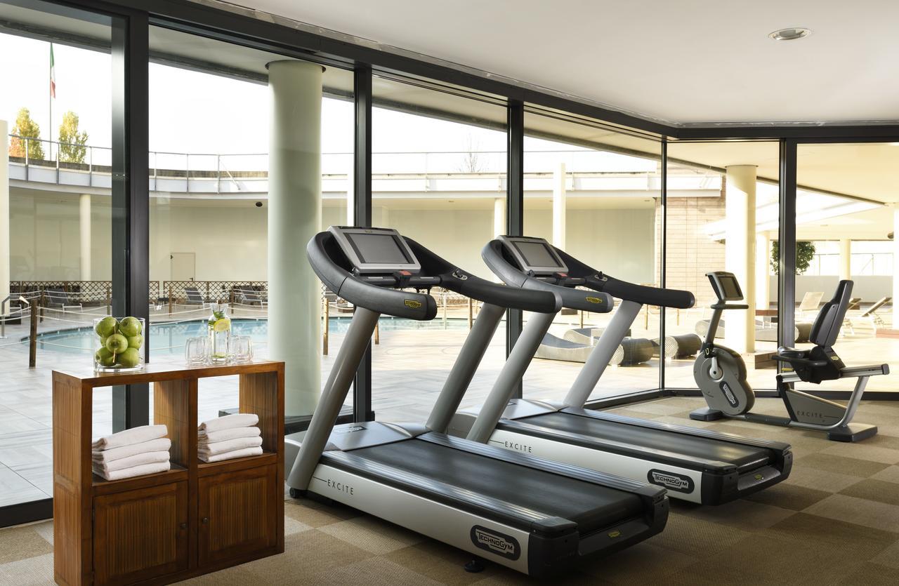 UNAHOTELS Varese Esterno foto