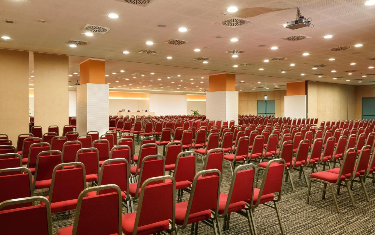 UNAHOTELS Varese Esterno foto